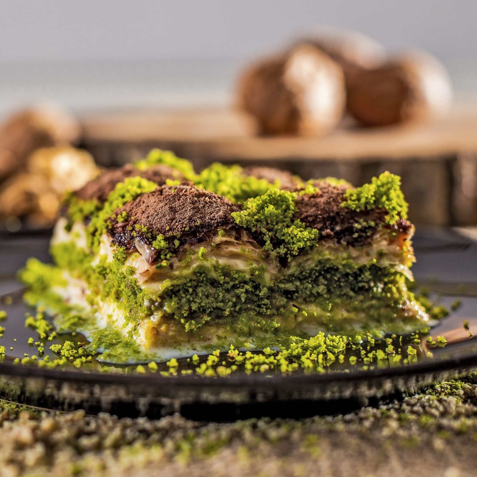 Antep Fıstıklı Soğuk Sütlü Baklava (1 kg)