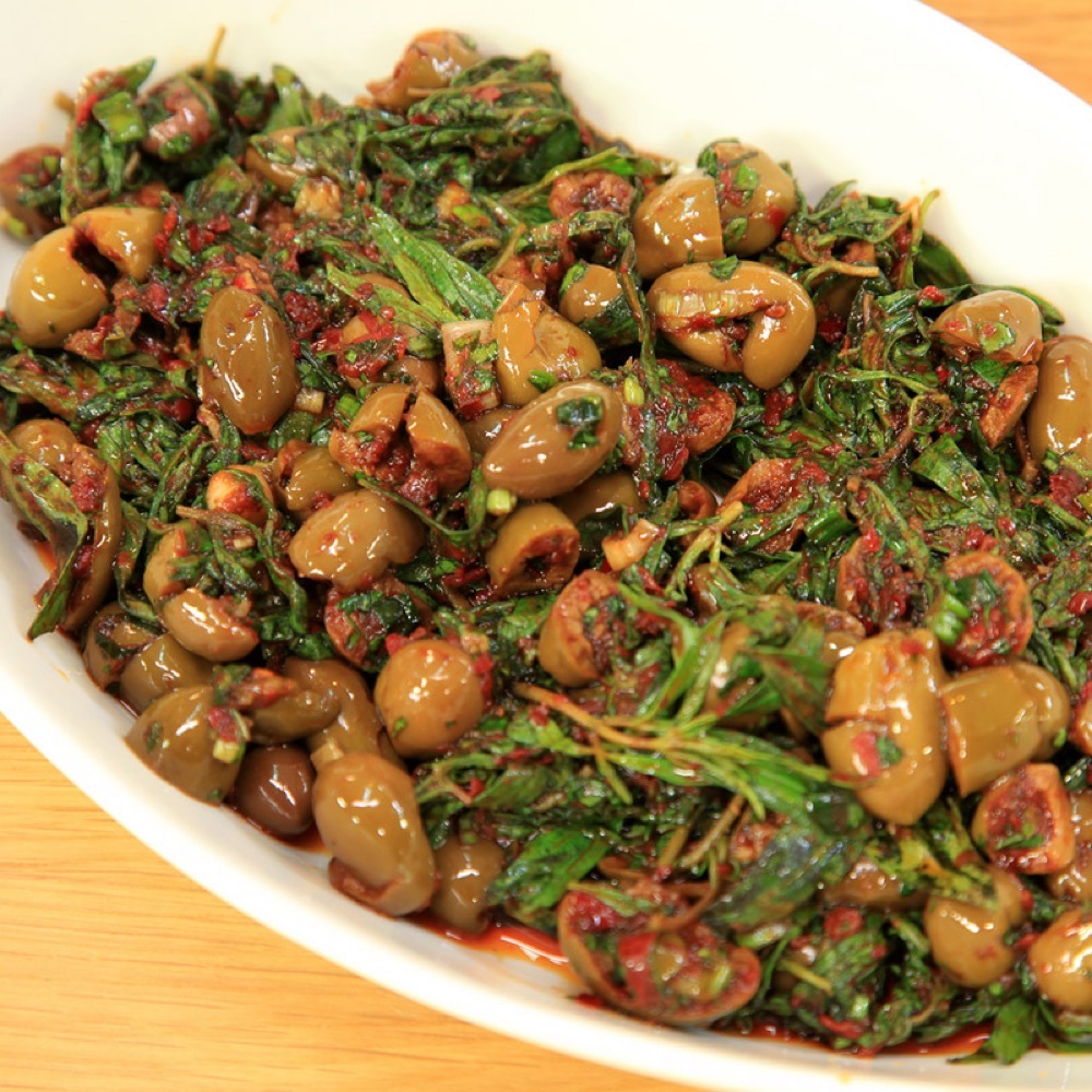 Zeytin Salatası