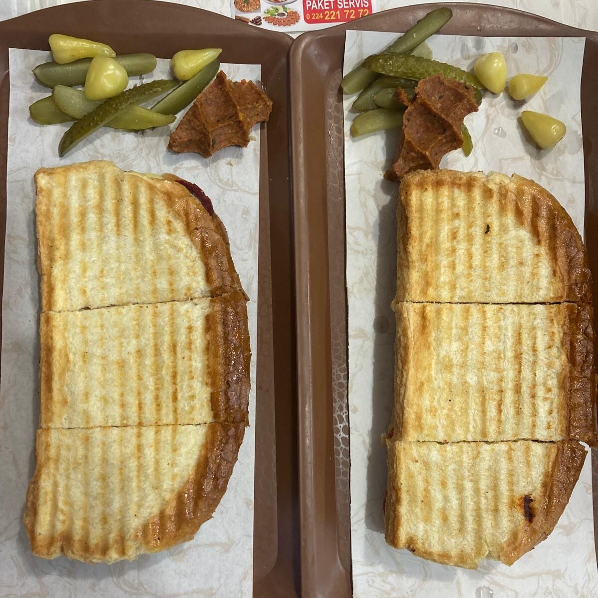 Ayvalık Ekmeğinde Özel Tost