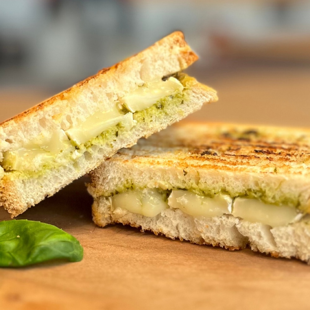 ezine peynirli Peynirli Tost