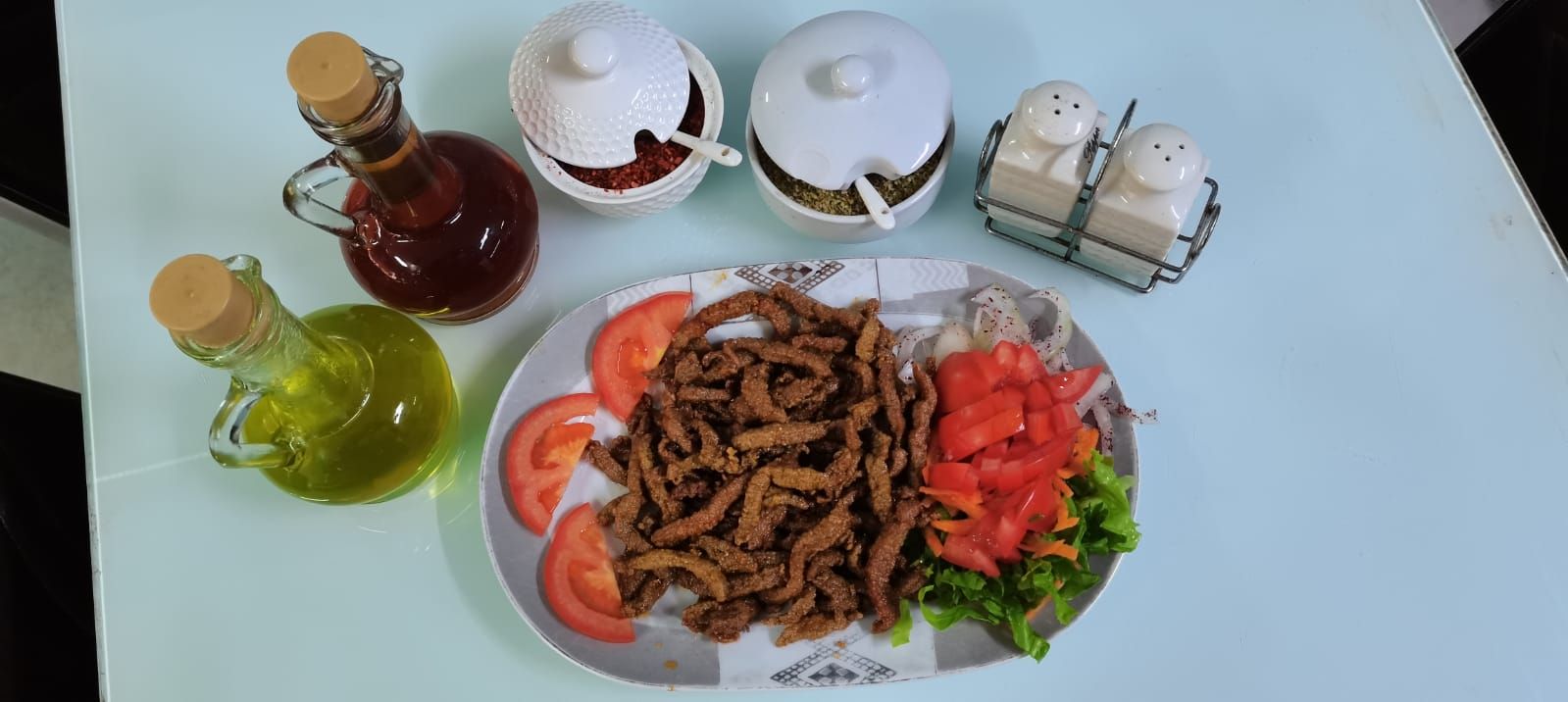 Ciğer + Pilav + Salata