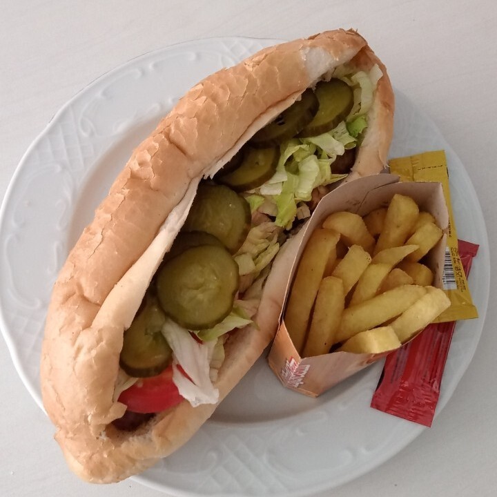 Ekmek Arası Köfte