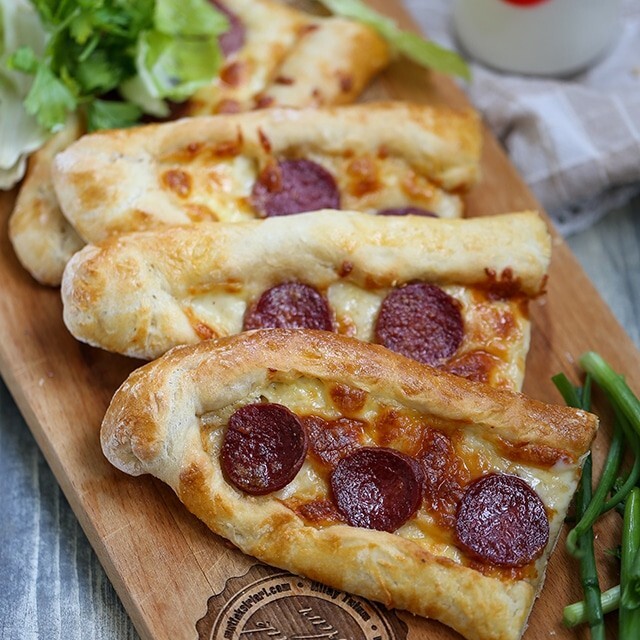 Mini Hasanpaşa Sucuklu Pizza