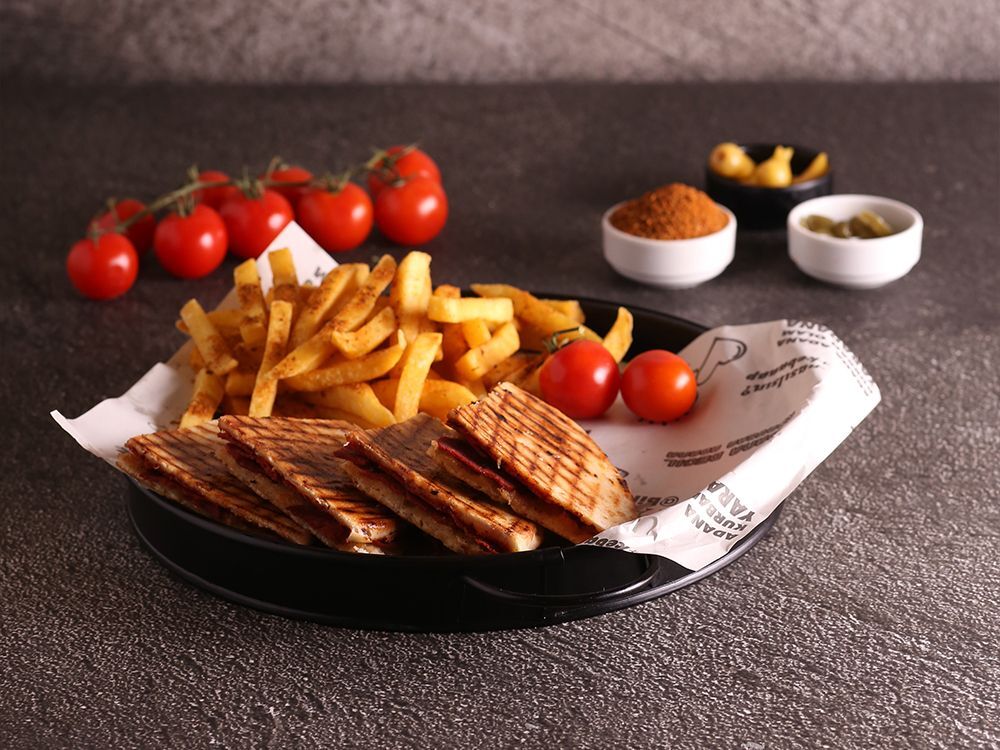 Flavor Sucuklu Tost