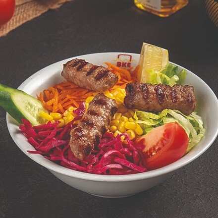 Köfteli Salata