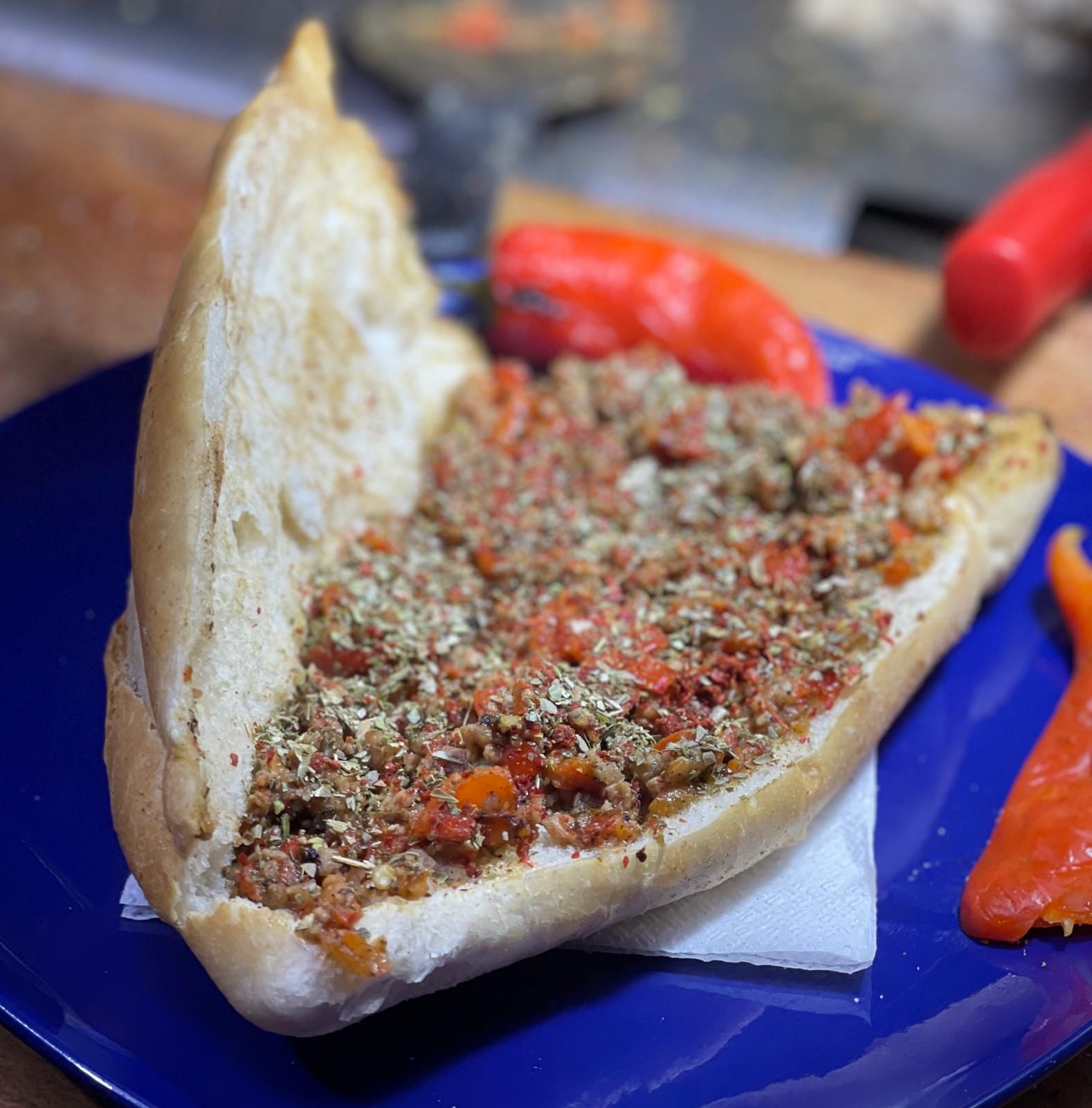 3 Çeyrek Ekmek Arası Kokoreç