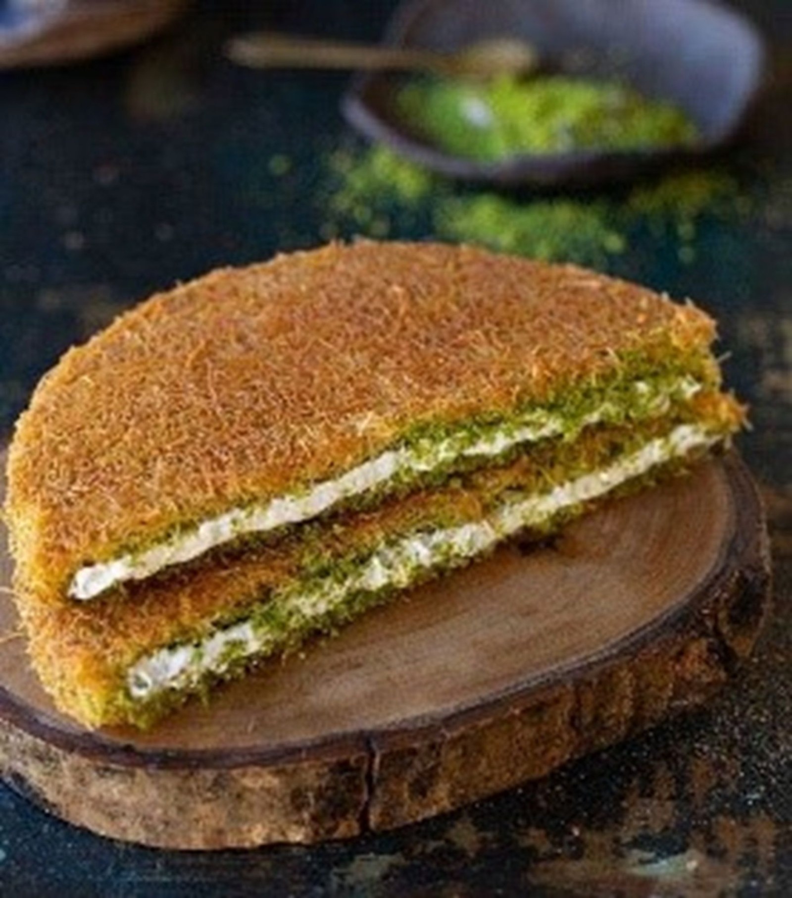 Peynirli Fıstıklı Künefe (2 Kişilik)