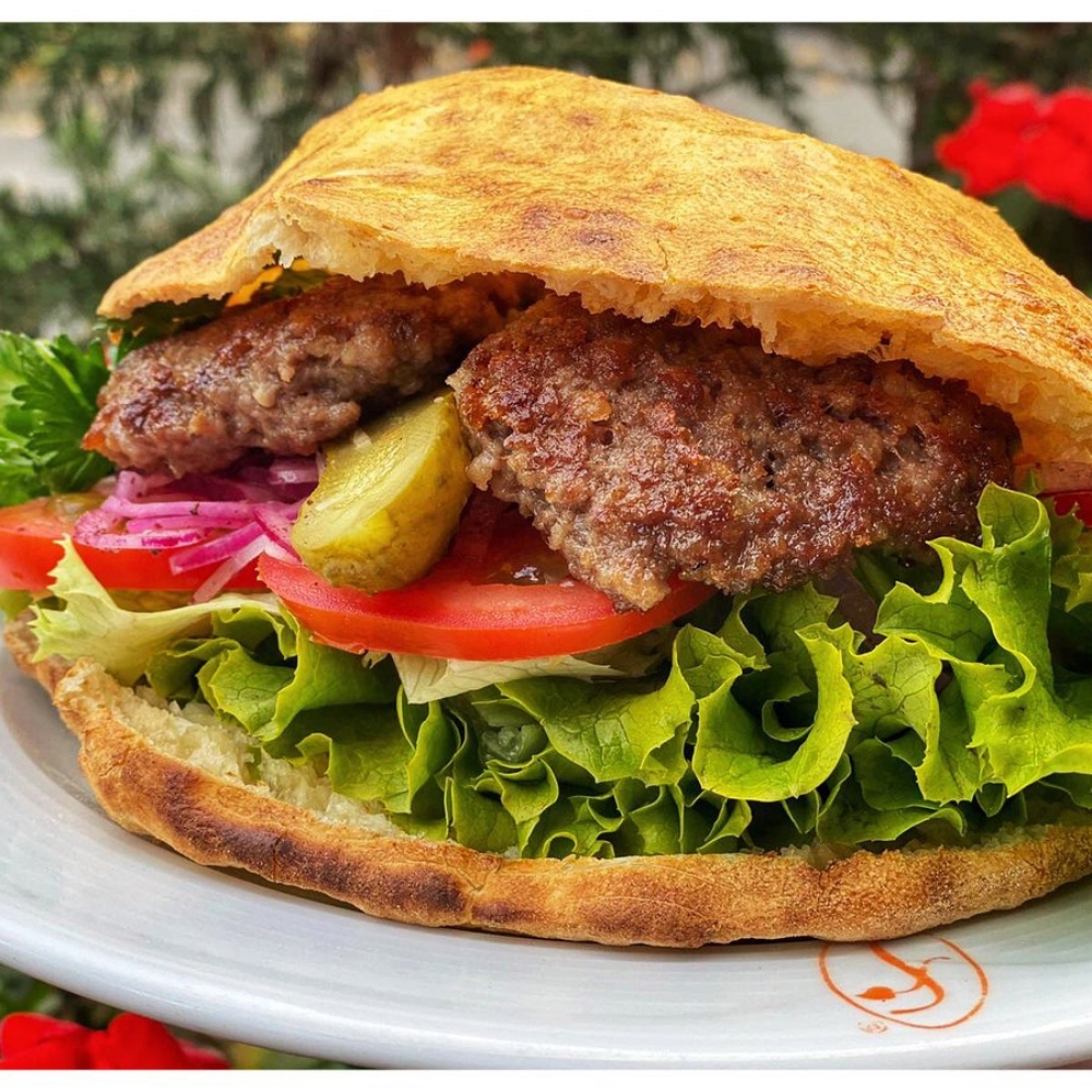 Tombik Ekmek Köfte