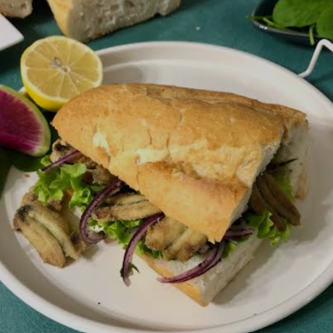Ekmek Arası Hamsi Tava