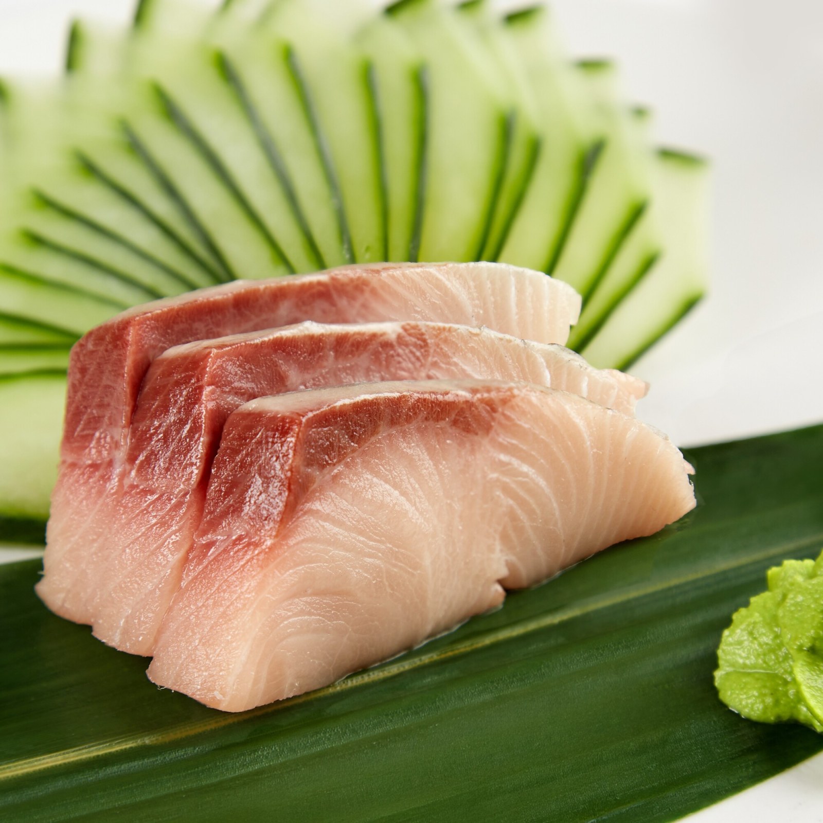 Hamachi Sashimi (3 pcs)