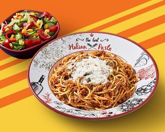 Parmesanlı Spagetti Bolonez & Salata