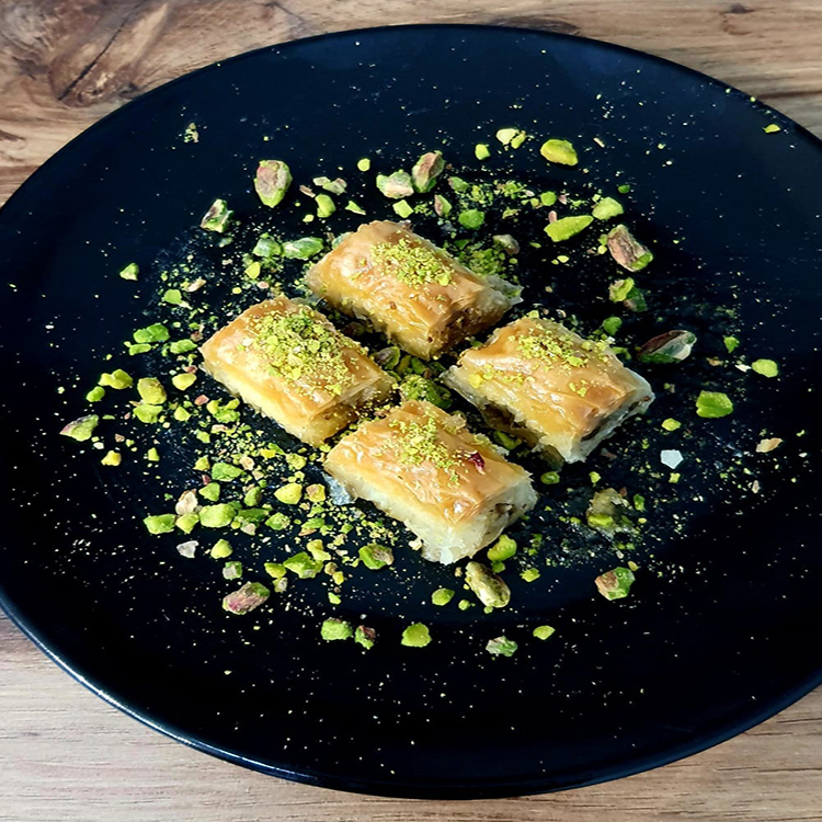 Fıstıklı Antep Özel (1 Kg)