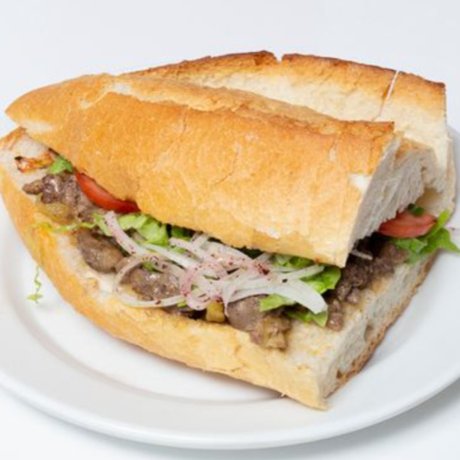 Üççeyrek Ekmek Arası Tavuk Döner Ciğer Karışık Menü