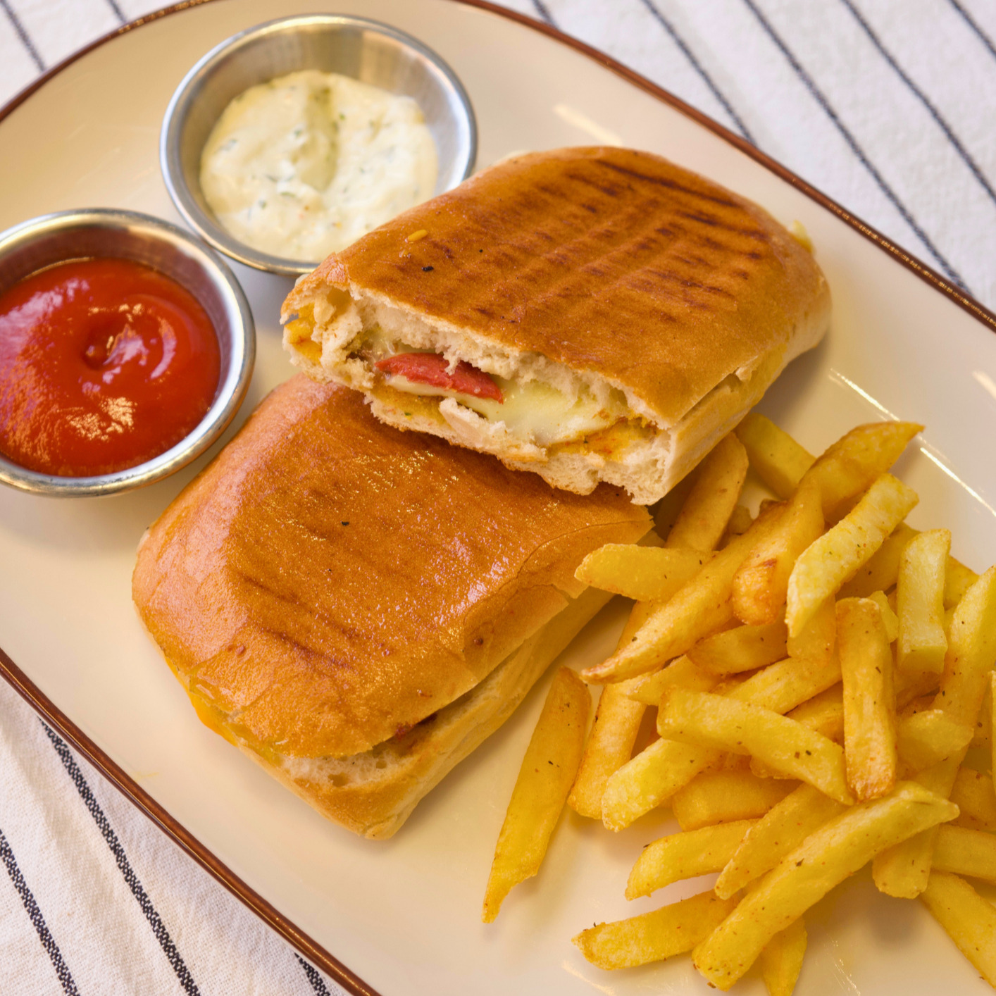 Cheddarlı Tost