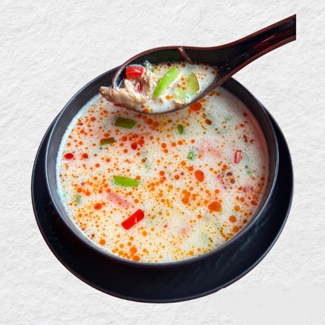 Hindistan Cevizli Sütlü Tavuk Çorbası