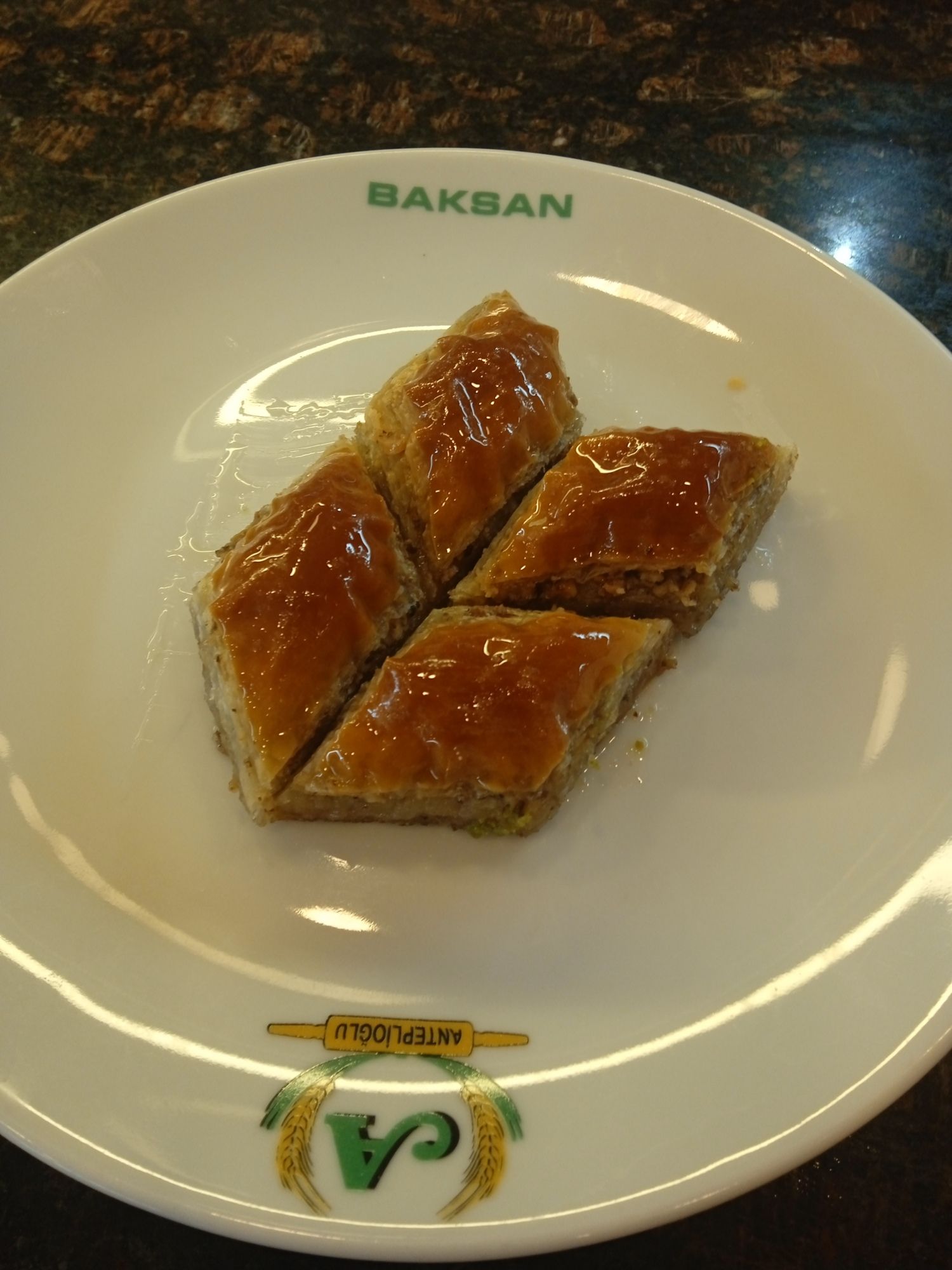 Cevizli Ev Baklavası (500 gr.)
