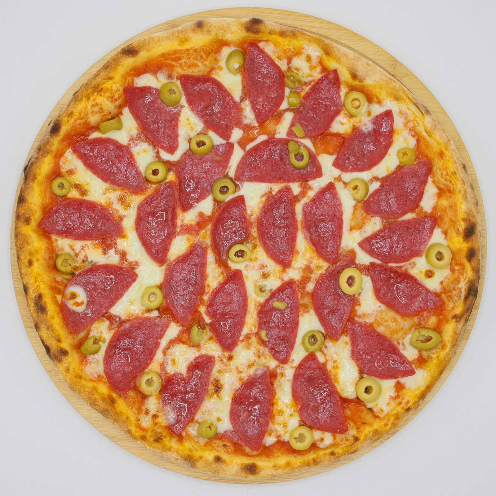 Salamlı Pizza (32 cm.)+Coca Cola 330 ml