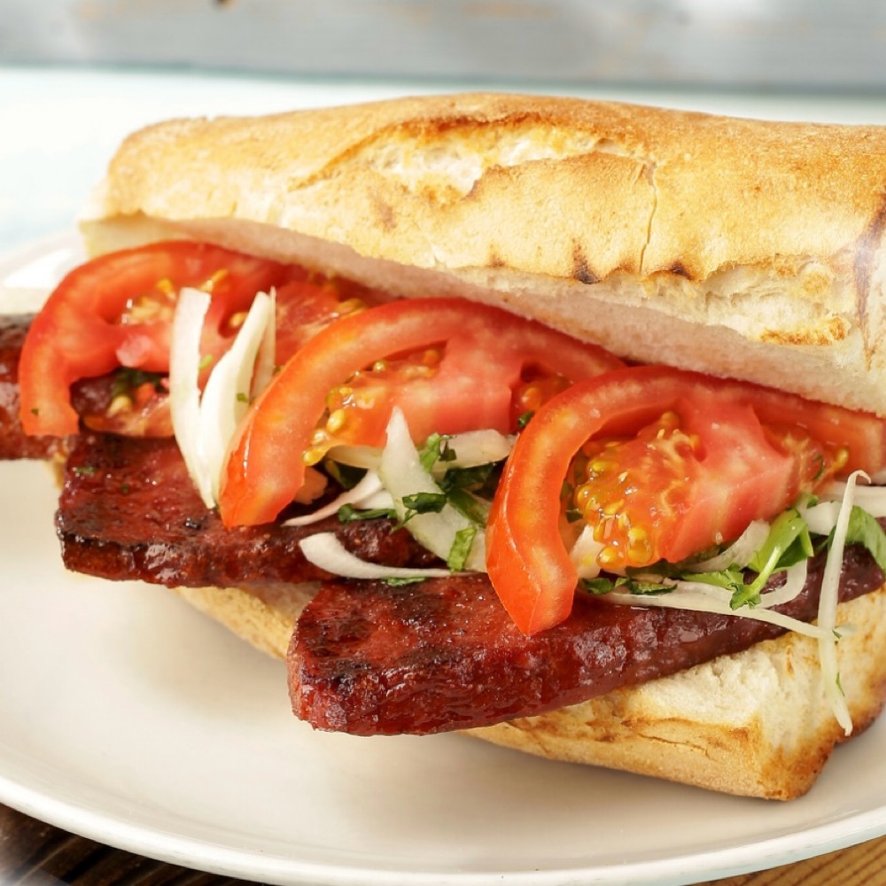 Sucuk Ekmek (Yarım)