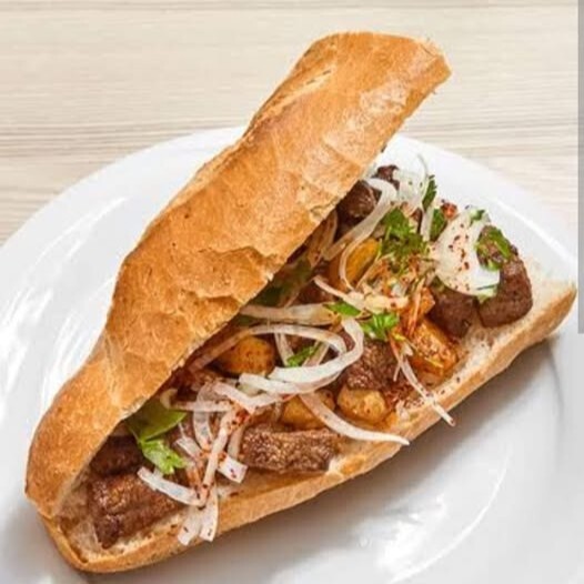 Arnavut Ciğeri (Yarım Ekmek)