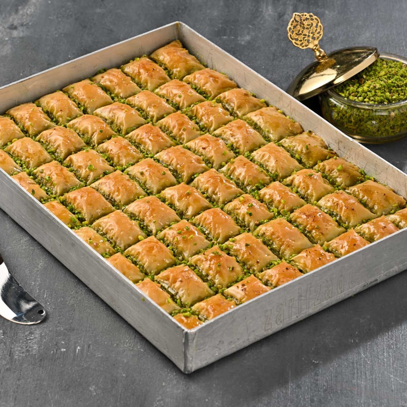 Fıstıklı Karışık Baklava (1 kg)
