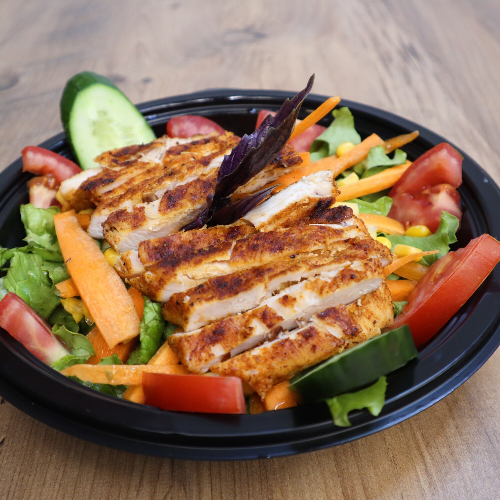 Izagara Fleto Tavuk Salata