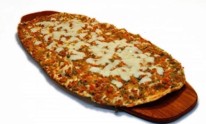 Kaşarlı Lahmacun Menü