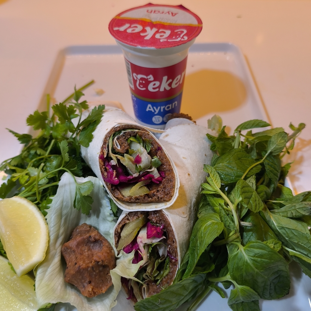 Çiğ Köfte Dürüm (100 gr)