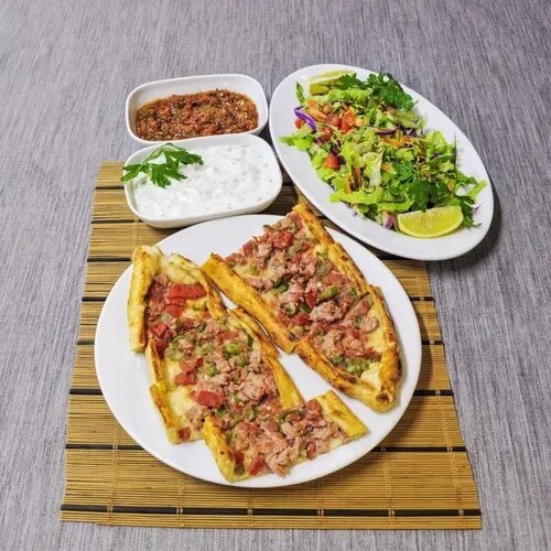 Kuşbaşılı Pide