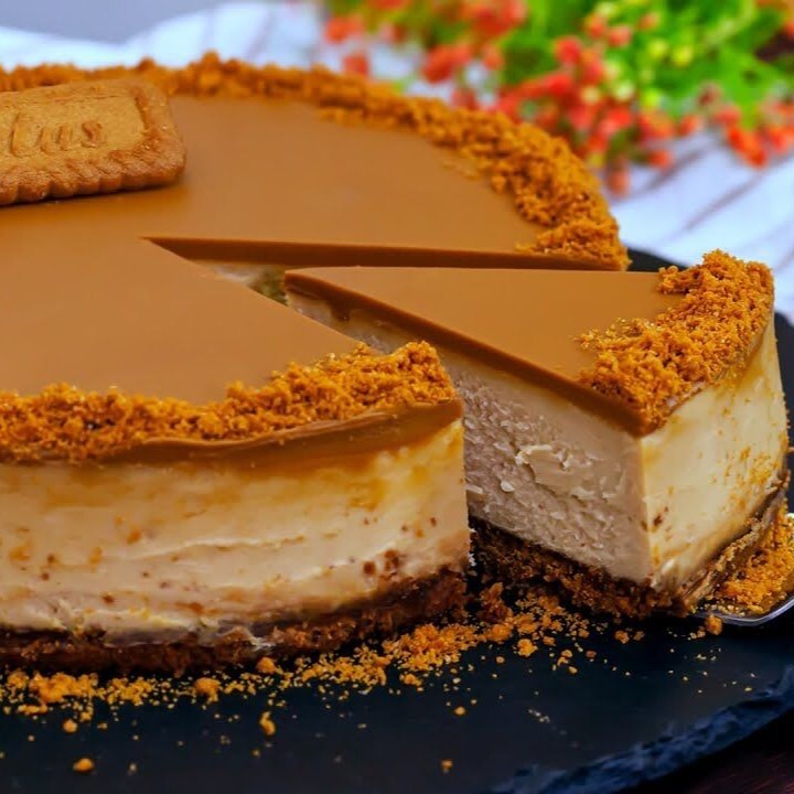 Lotus Cheesecake
