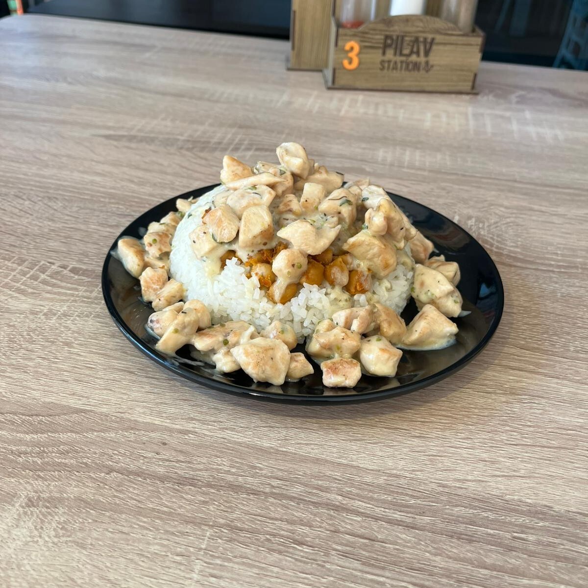 Mısırlı Dağ Kekikli Tavuklu Pilav