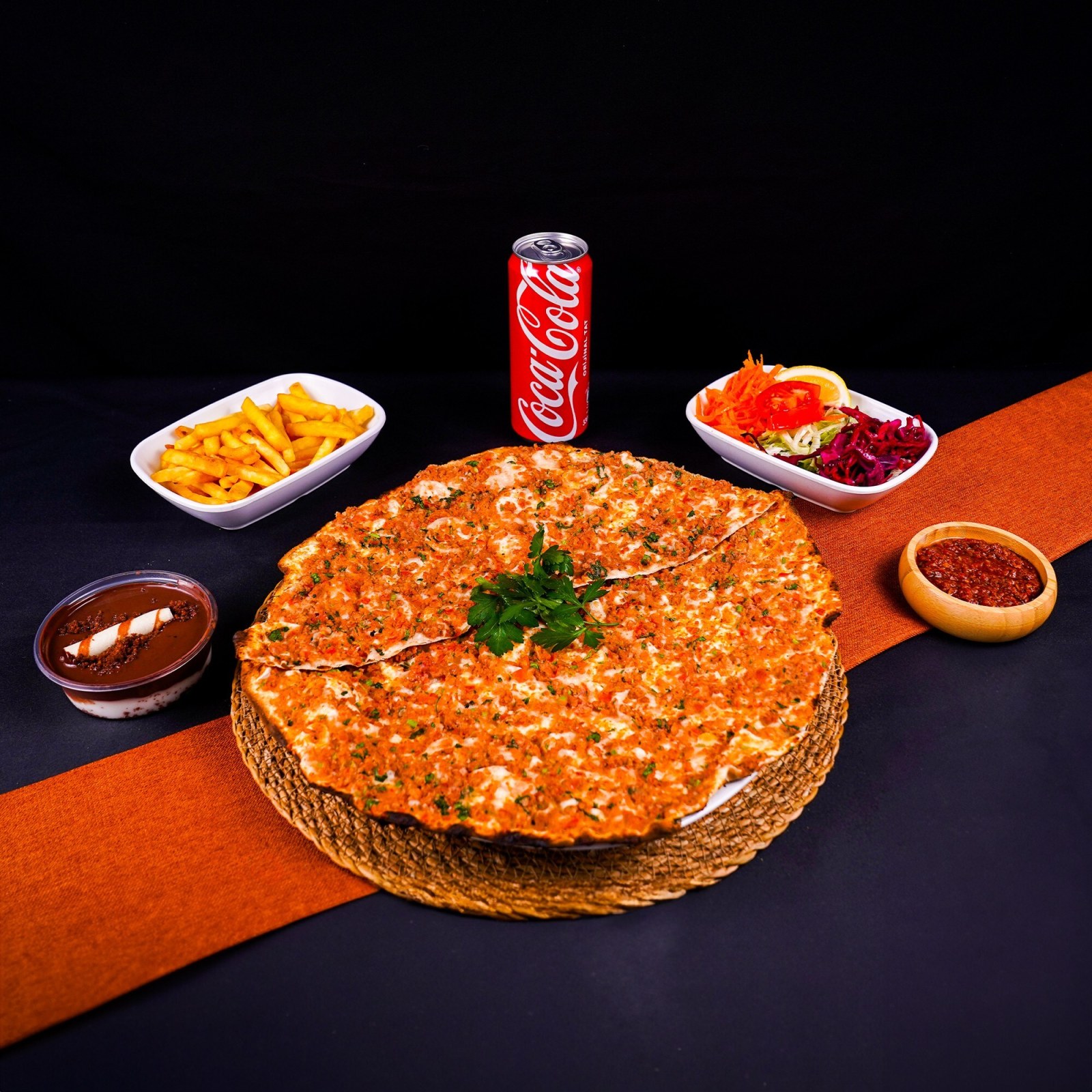 Özel Lahmacun Menü