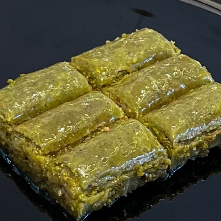 Fıstık Sarma (1KG)