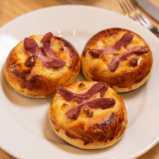 Mini Pizza- Sosisli Peynirli (100 gr)