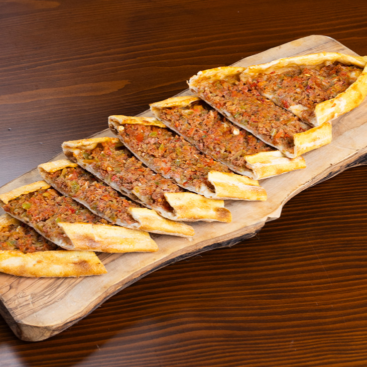 Kıymalı Pide
