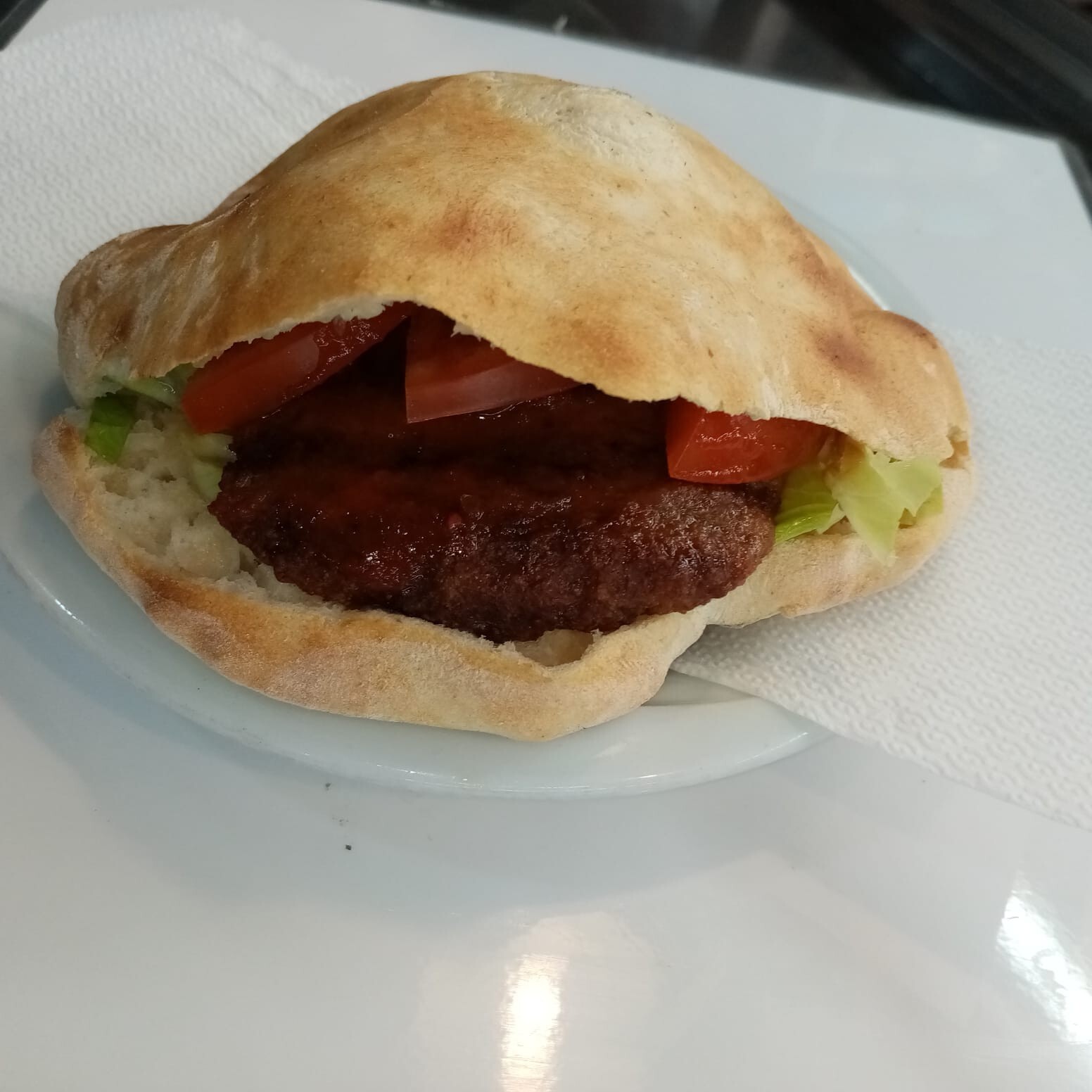 Ekmek Arası Köfte Menü