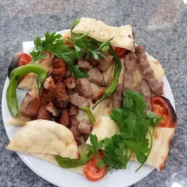 Duble Izgara Karışık Et & Salata