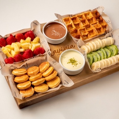 Lavinia Box
