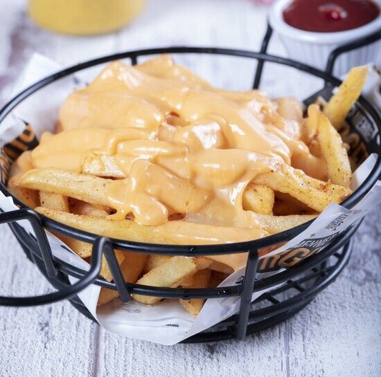 Chedddar Soslu Patates Kızartması