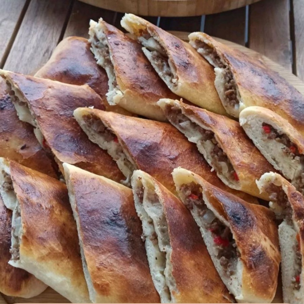 Kıymalı Pide
