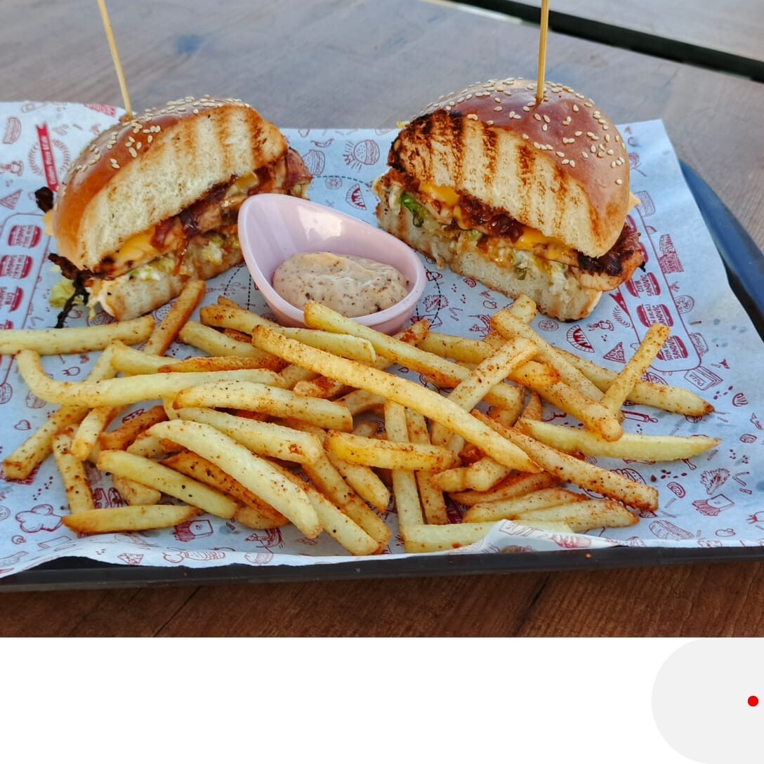 Trüf Soslu Chicken Burger