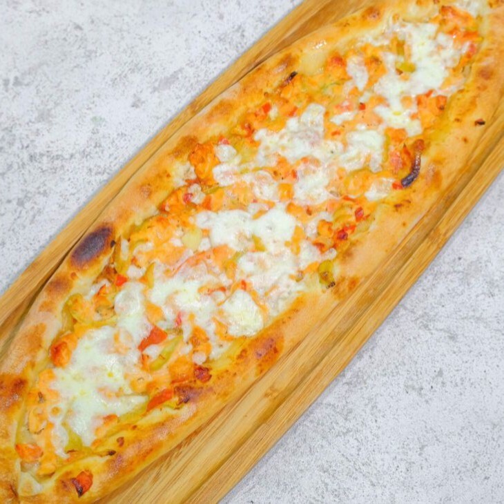 Tavuklu Kuşbaşılı Kaşarlı Yumurtalı