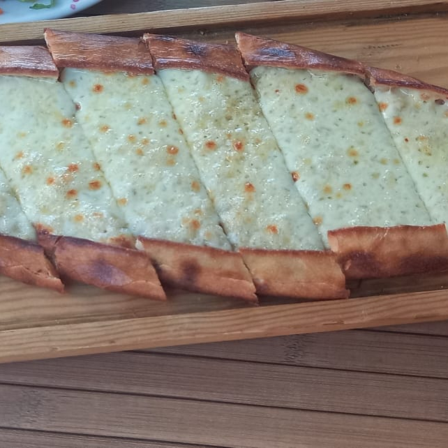Kaşarlı Pide (35 cm.)