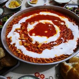 Tepsi Mantısı