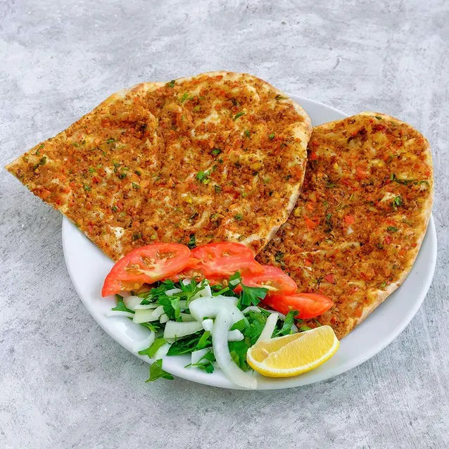 2 Lahmacun+Sütaş Ayran+Salata