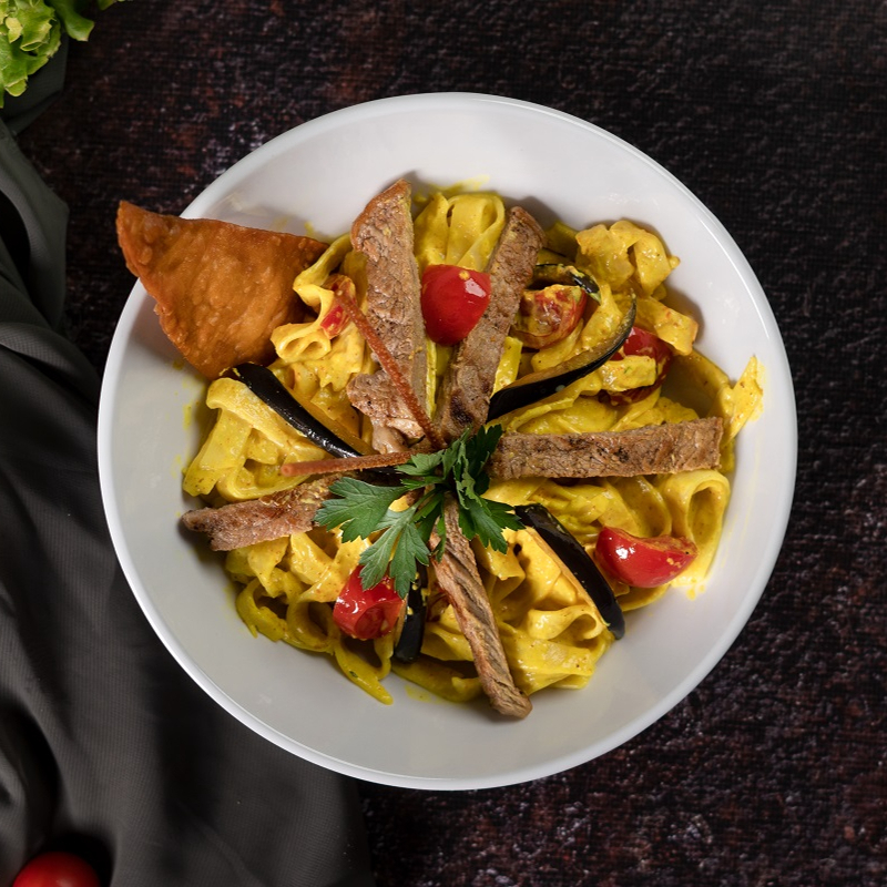 Zerdeçallı Antrikot Fettuccine
