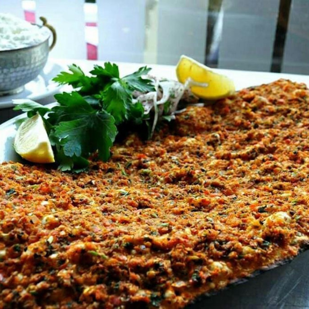 Urfa İşi Lahmacun (Acılı)