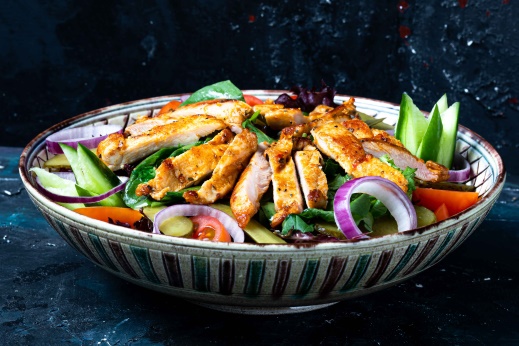 Tavuklu Salata