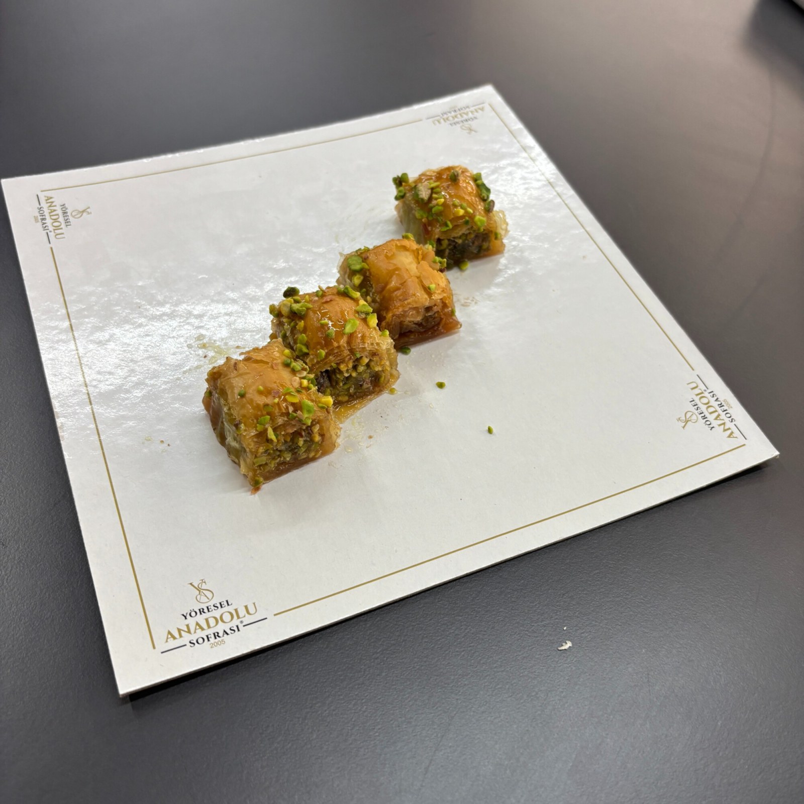 Fıstıklı Kesme 1 Kg