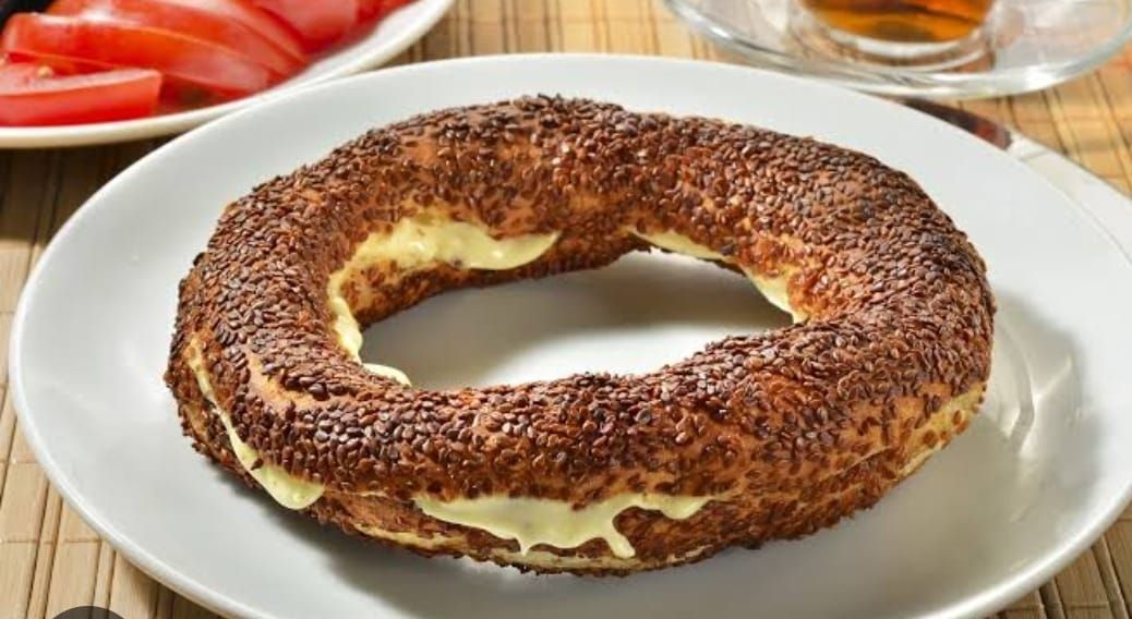Çift Üçgen Peynirli Simit