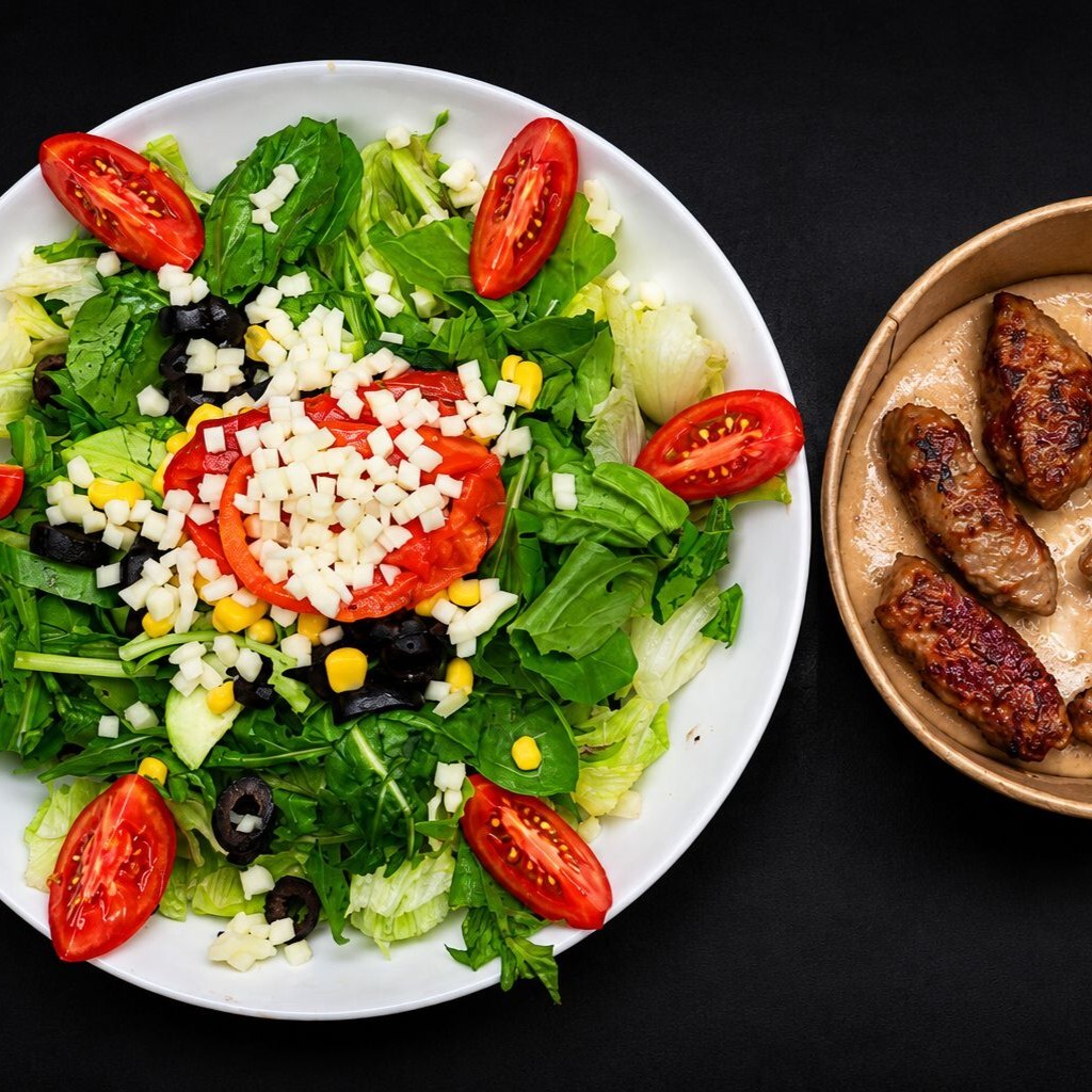 Izgara Köfte Salata